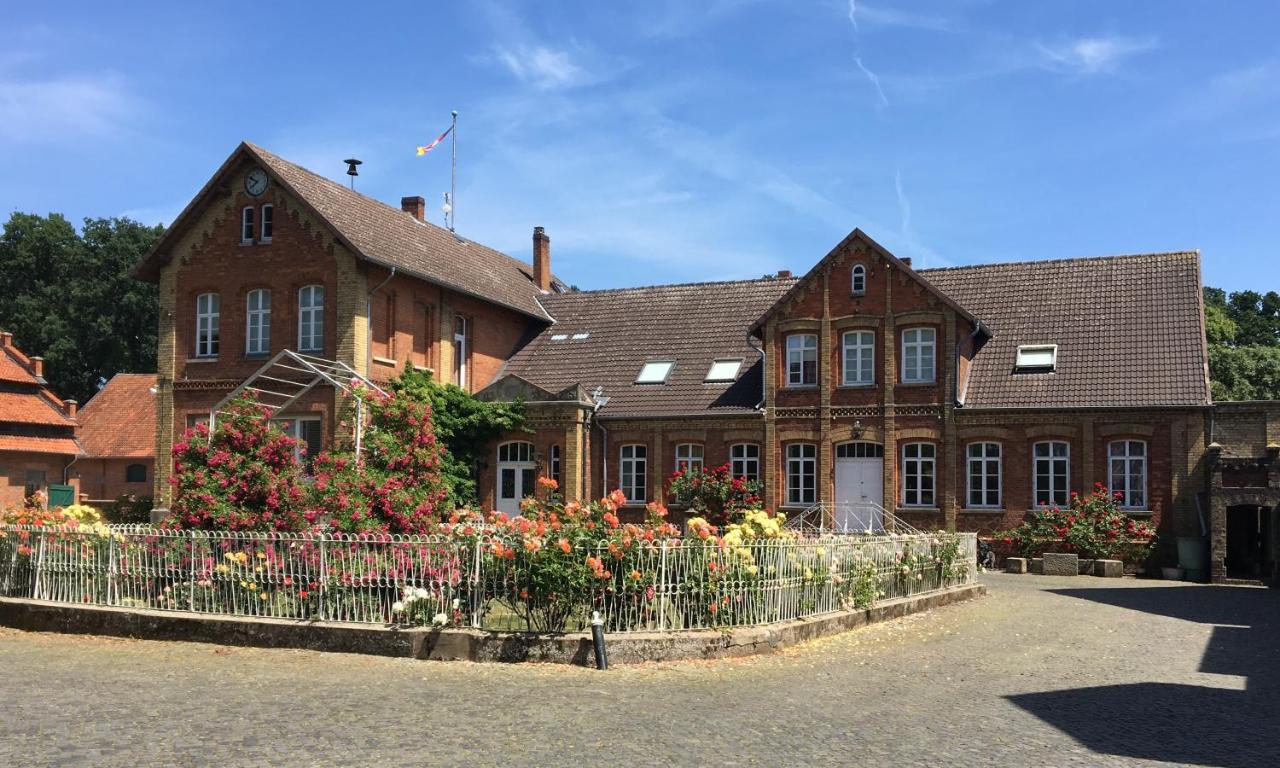 Gutshof Eucken Hotel Algermissen Eksteriør billede