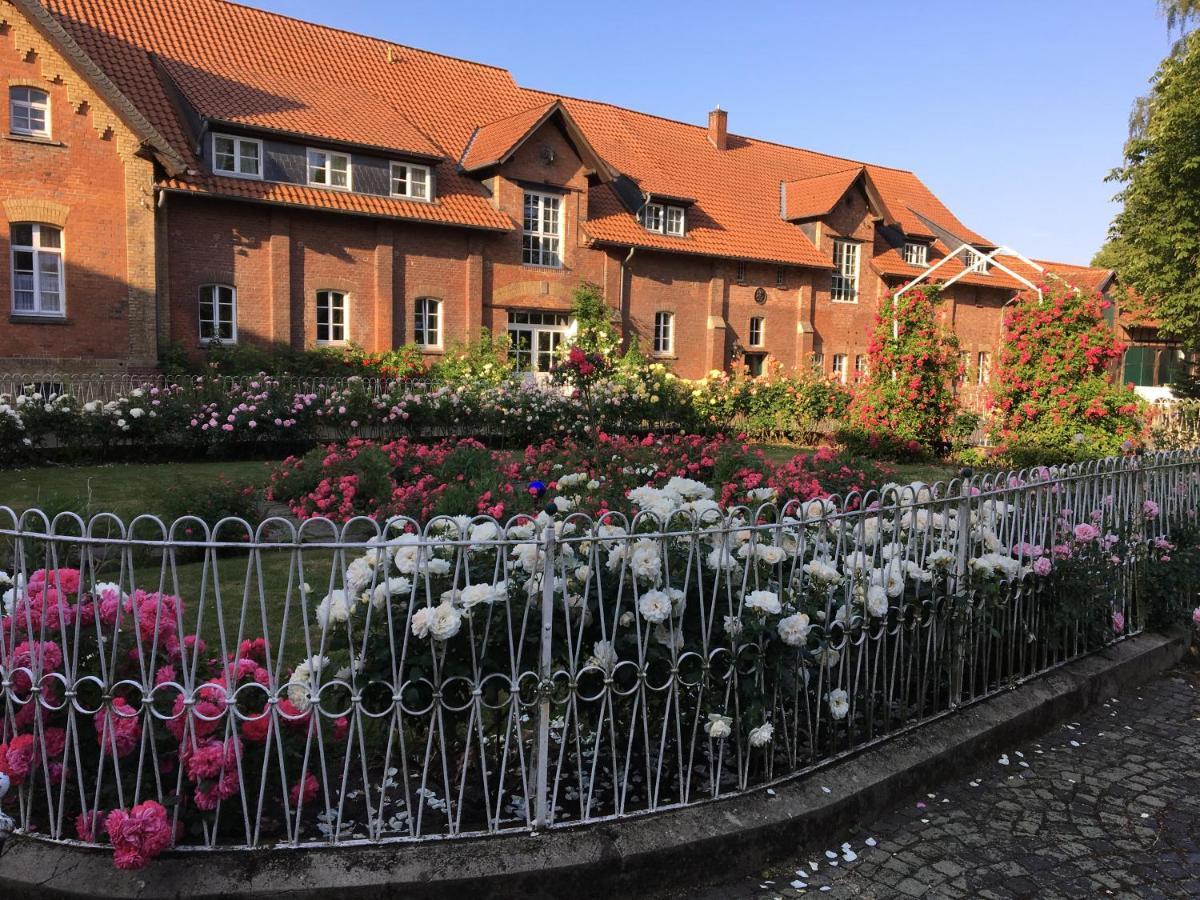 Gutshof Eucken Hotel Algermissen Eksteriør billede